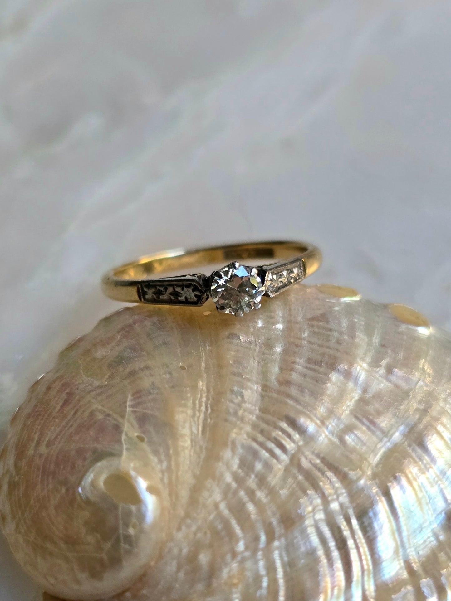 Antique British Deco 18k and Platinum Diamond Solitaire Ring
