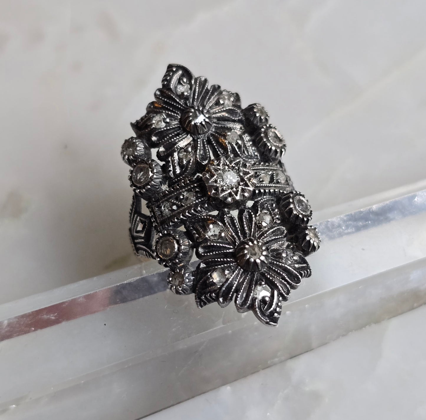 Antique Late Victorian/Early Edwardian Silver-Topped 18k Gold Diamond Ring