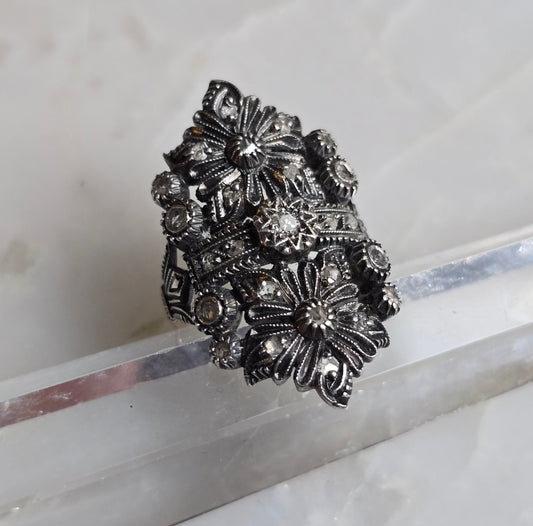 Antique Late Victorian/Early Edwardian Silver-Topped 18k Gold Diamond Ring