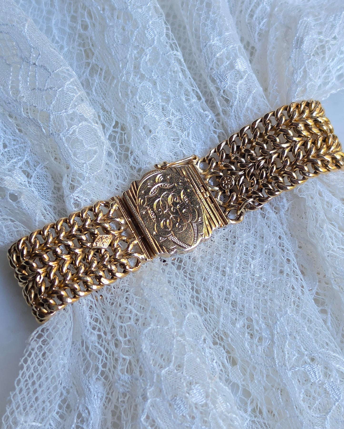 Antique Edwardian 1913 Rose Gold Curb Chain Mesh Bracelet
