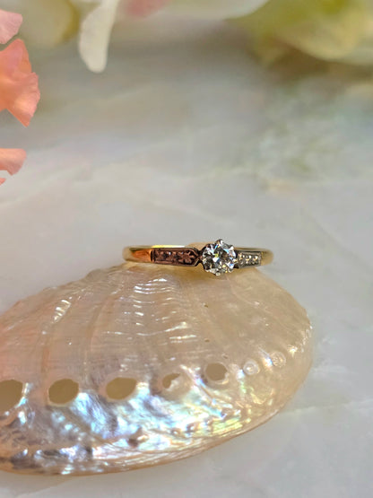 Antique British Deco 18k and Platinum Diamond Solitaire Ring