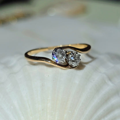 Antique Edwardian Old Mine Cut Diamond Toi et Moi Ring