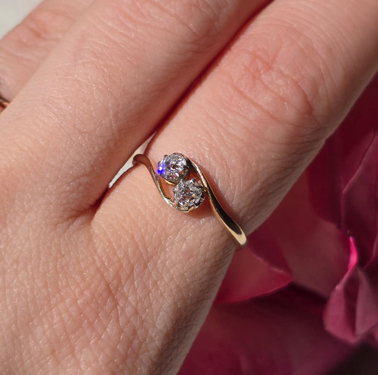 Antique Edwardian Old Mine Cut Diamond Toi et Moi Ring